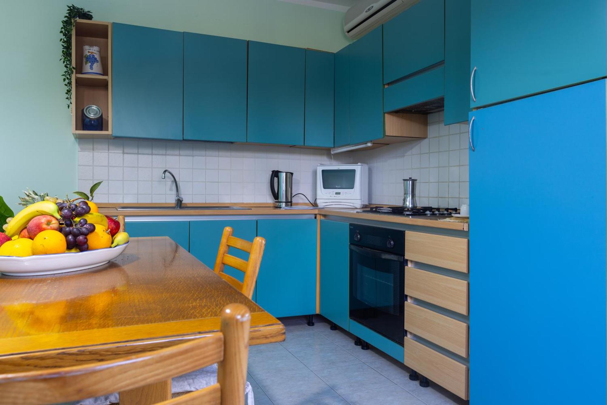 Vacanze Paradiso - Oasi Di Tranquillita Con Piscina E Giardino A 10 Min Dal Mare Aparthotel 3*