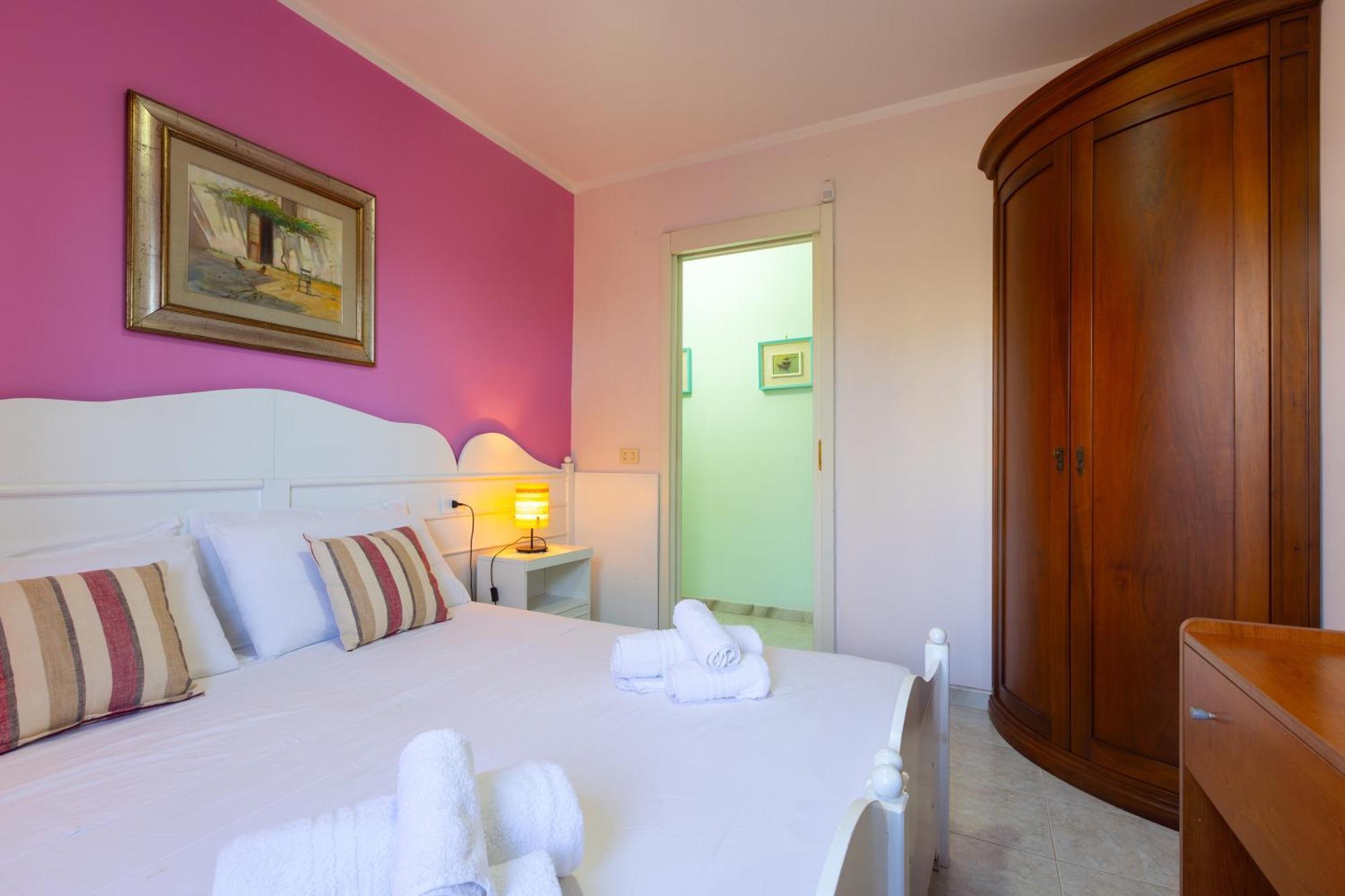 Vacanze Paradiso - Oasi Di Tranquillita Con Piscina E Giardino A 10 Min Dal Mare Neviano
