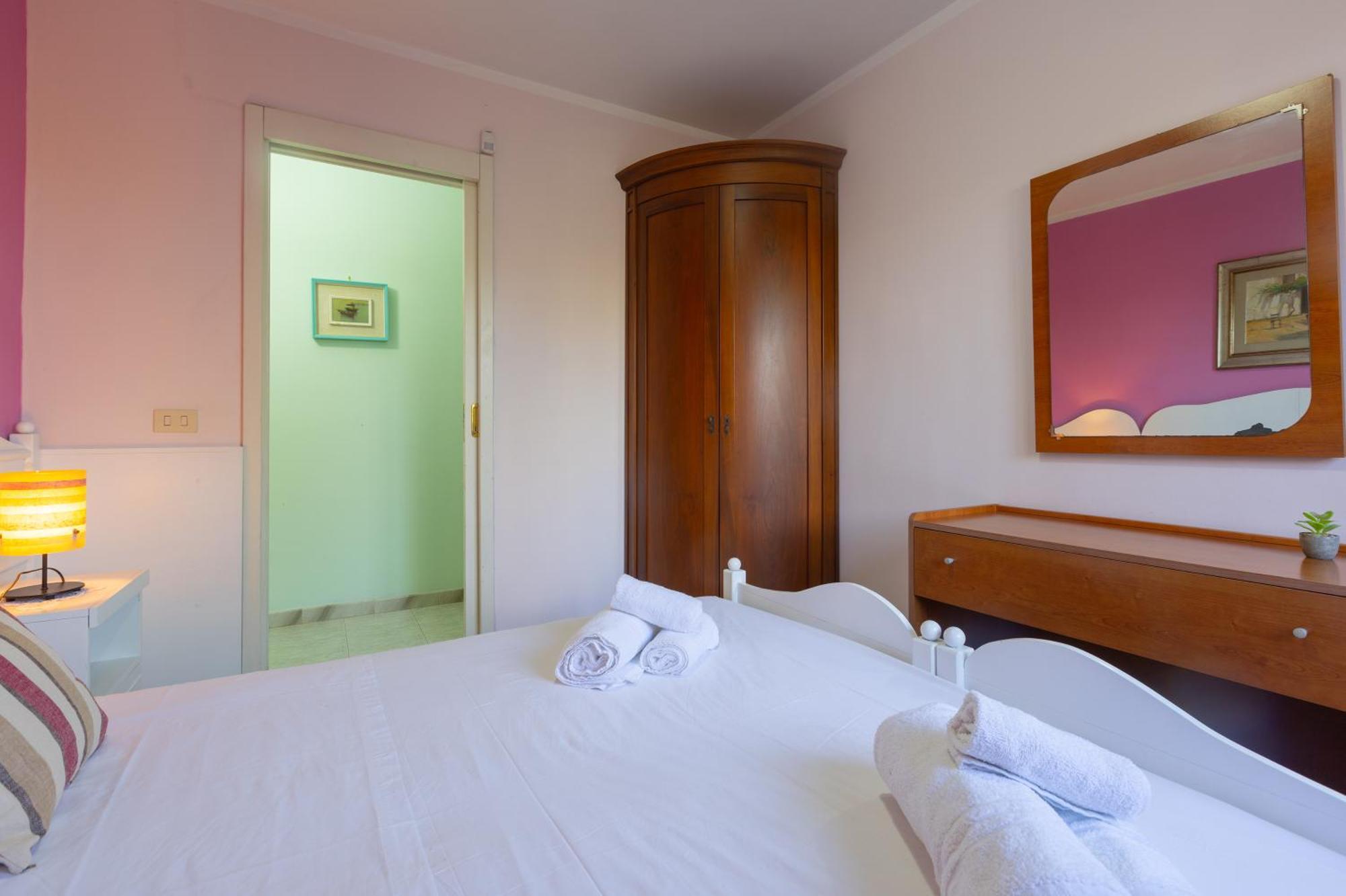 Vacanze Paradiso - Oasi Di Tranquillita Con Piscina E Giardino A 10 Min Dal Mare Aparthotel 3*