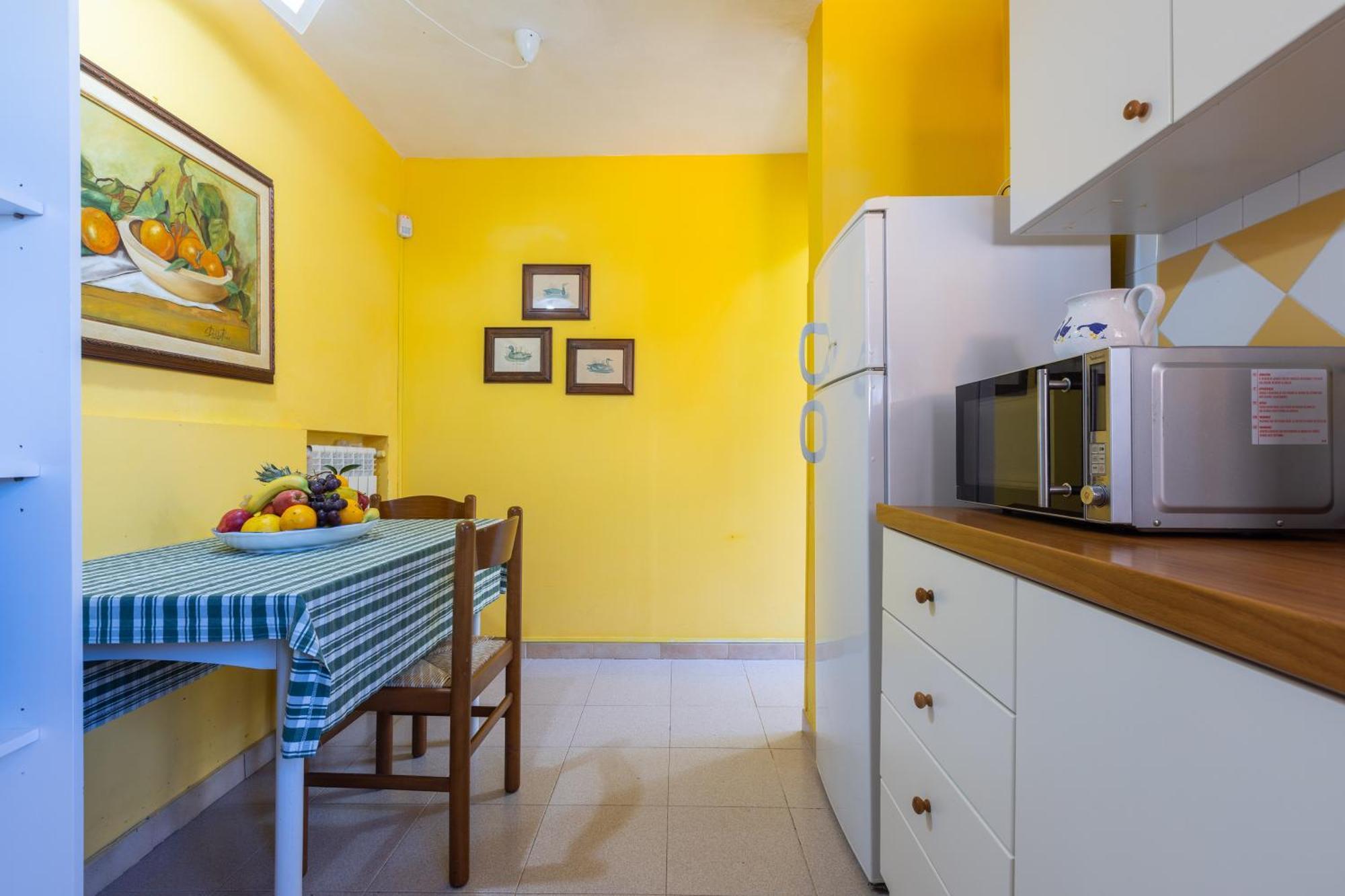 Aparthotel Vacanze Paradiso - Oasi Di Tranquillita Con Piscina E Giardino A 10 Min Dal Mare Neviano