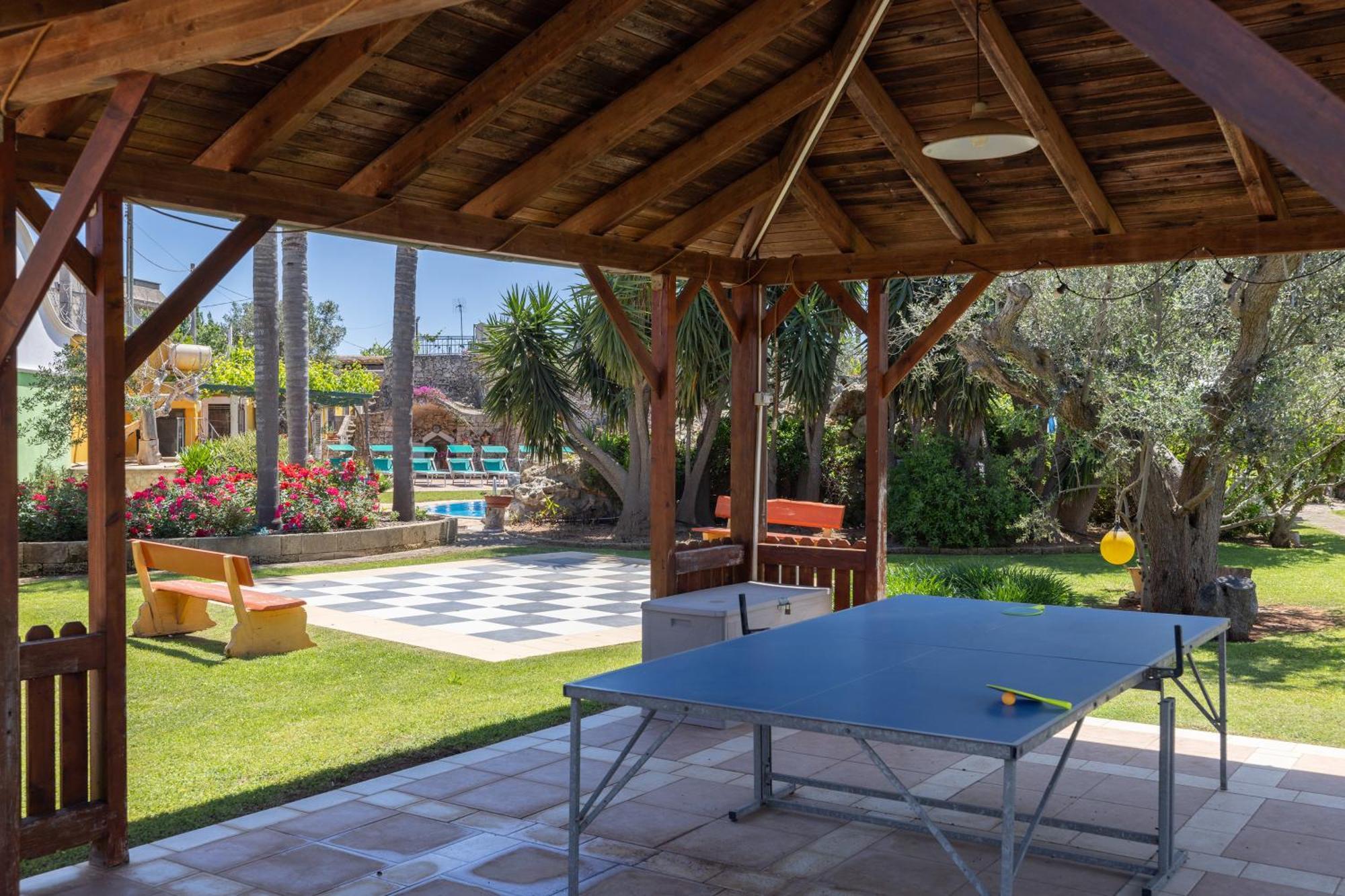Vacanze Paradiso - Oasi Di Tranquillita Con Piscina E Giardino A 10 Min Dal Mare 3*