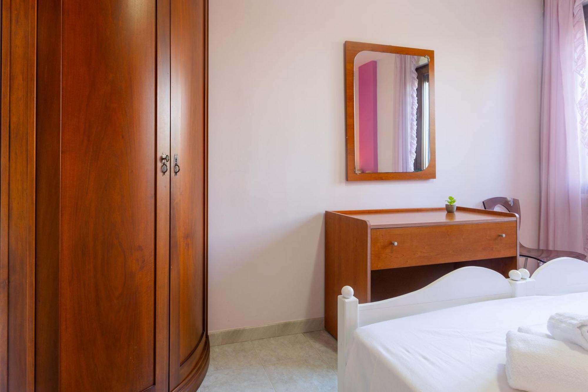 Vacanze Paradiso - Oasi Di Tranquillita Con Piscina E Giardino A 10 Min Dal Mare Aparthotel