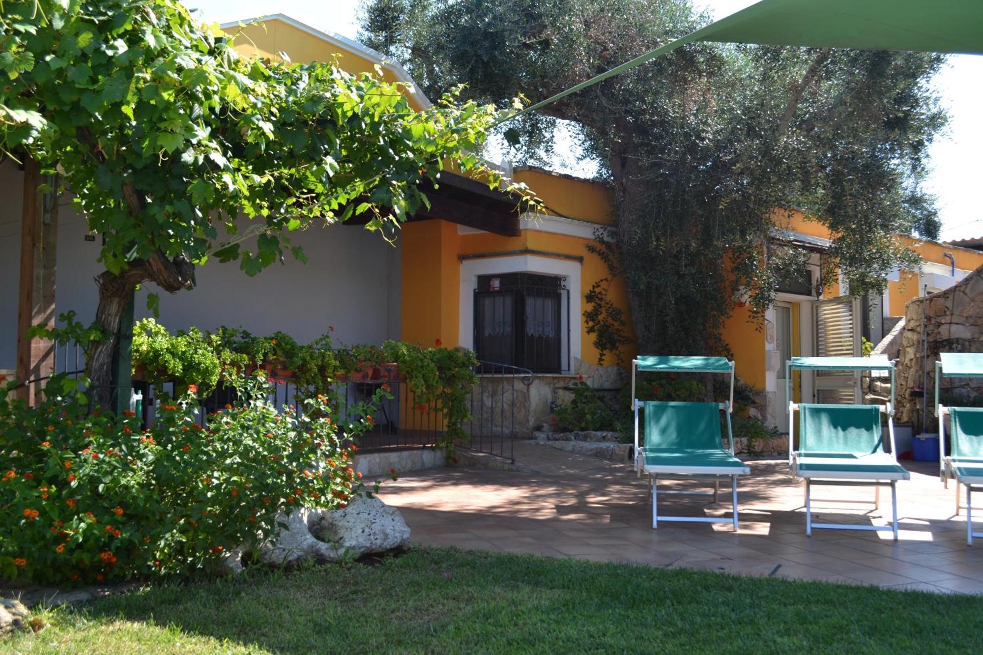 Vacanze Paradiso - Oasi Di Tranquillita Con Piscina E Giardino A 10 Min Dal Mare 3*